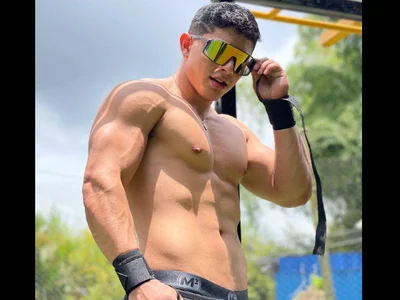 Johan_Williams_07 Gym صورة واحدة|Johan_Williams_07 Gym صورتان|Johan_Williams_07 Gym  2 صور|Johan_Williams_07 Gym  2 صورة