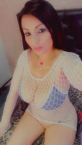 yahaira_ Public 사진