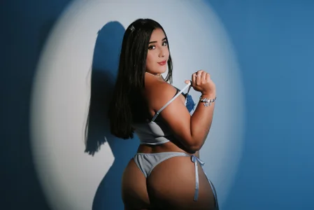 ValenScott1: Valen in baby blue 💙 ( фото)