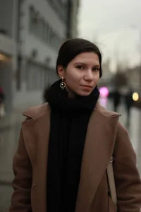 KareenKendra Public Bilde