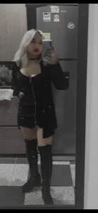 Miss_dolly_ Public 사진