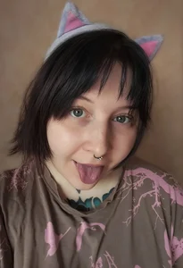 Belinda_Starlight lots of cute cat ears Pic 5