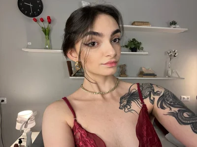 Morena_Dolce red queen Immagine  5