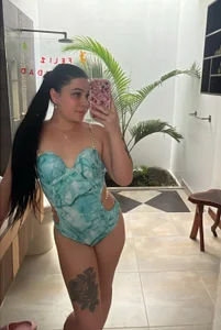 Public de Katherine_Squirt_  6 Imagens