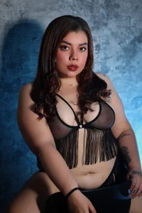 BellatrixKorz_ Sexy Bellatrix🥵 Foto 2