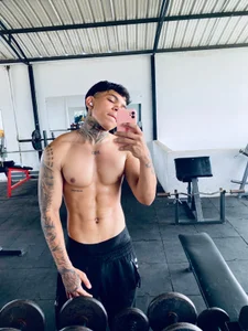 grey_jackson your body Pic 5