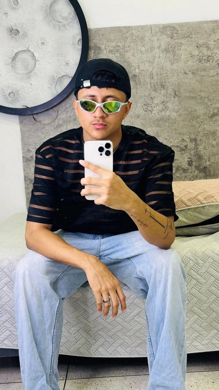 _Leohot_ Δημοφιλής εικόνα 2164