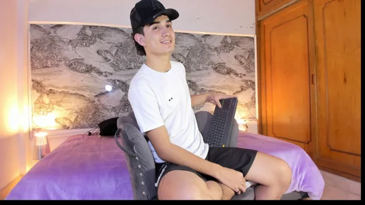 Welcome od alejo_hadders  8 snímek