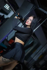 charlottewhitte Are you coming to train? Pic 2