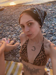 Rachel_Sharp Summer times Bilde 3