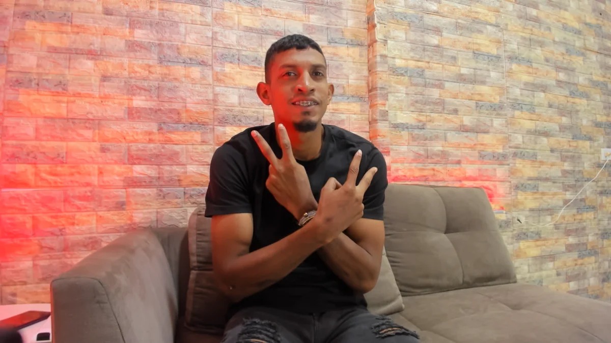 Foto  1277 de brad_Browns – em alta