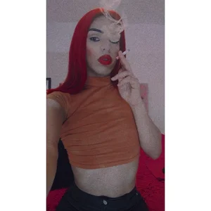 MARGOTFERRER Accompany me to smoking зображення 2