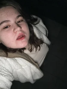 Freakcute_ Public Pic 5