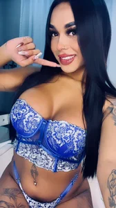 tinaqueen_noa One of my favorite colors 💎 Pic 2