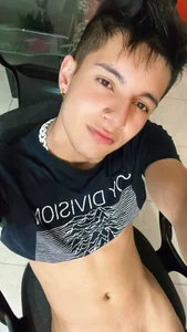 Black shirt day de YEICK-17 Foto 4