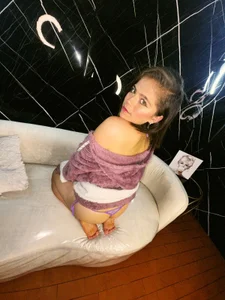 Kitten_Cam's I wasn't planning on flirting, but you make intentions change 💗 Sex Photo 4