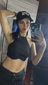 blue_kitten Blue off camera Pic 9