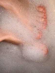 🩷🌺 de BeatriceBinoche  2 Imagens