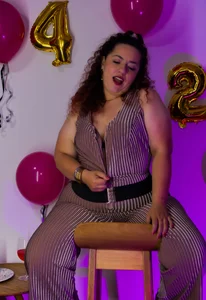 PamelaRizzoo celebrate with me Gambar 6