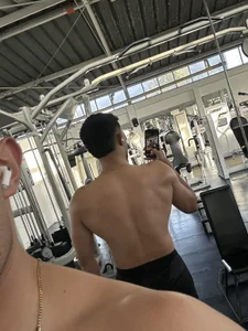 Thonny-becker Public Hình 4