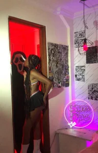 Queen_perla_ Public Kuva 3