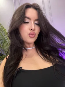 TrishaWinslet_: Just me 💋✨ ( 5 фото)