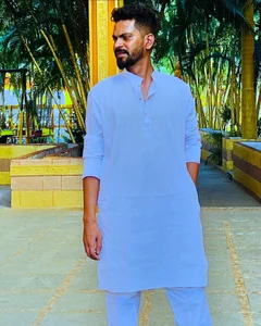 Public od Stoner-boii-Cloudy-arhan  4 snímek