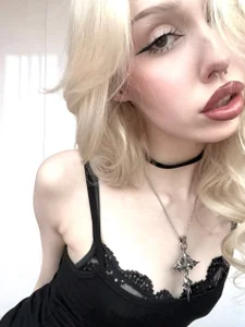 goth__tv Public Pic 5