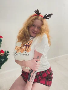 Cassie_xKiss Merry Christmas🎁🎉 Pic 2