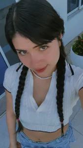 Bubalu_Uwwu Amy met the ocean: thanks for everything, my tippers. Pic 4