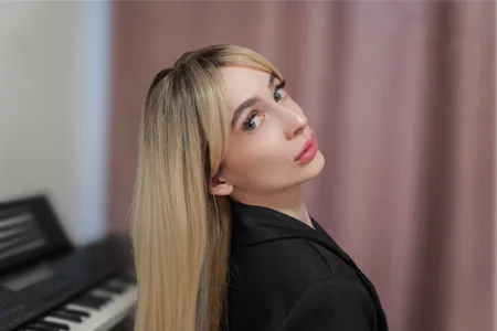 MarieKarma Blondie Pic 4