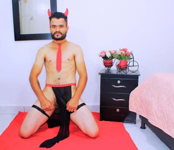 yeikonnht mmdelis Foto