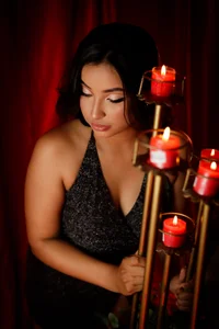 AniEvans_ Sensuality and elegance Pic 2