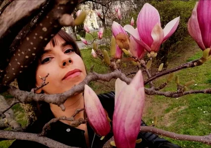 Lora_Chanel Public Εικόνα