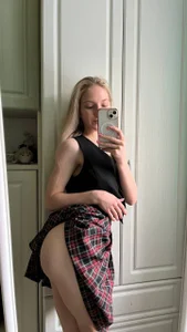 Emilly_Hart Your sweet student Foto 2