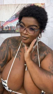 Anaa_Fuentess Do you have any fetish that you want to fulfill?🖤 Pic