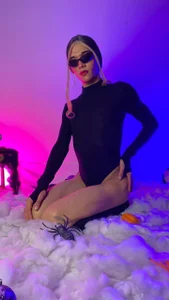 AliceMoon1ENJOY ME Bild 2