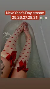 information for New Year's od Scarlett_Florence  snímek