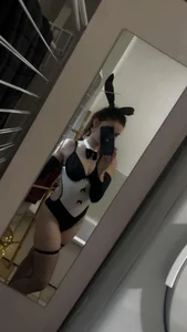 Mmebouhoups: Moi ( 2 фото)