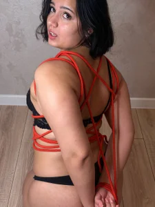 VivienRoss_ Pick up the rope Pic 7
