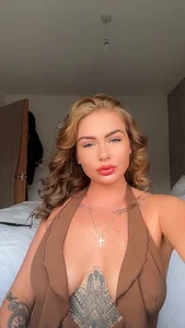 RubyMonroees XXX nøgenfoto 5