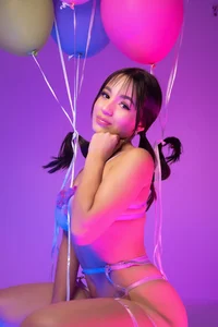 HannahDavis_ "Balloons in a Rainbow Fantasy" Foto 5