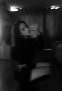 MaxineBellas Lady in black Pic 3