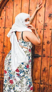 zully_arab "Every corner inspired me ... to provoke you" зображення 3