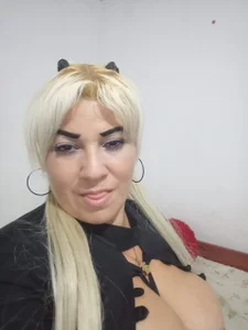 BonniAdams Public  6. fénykép