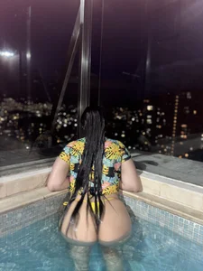 Candy_millers 💧 Gambar