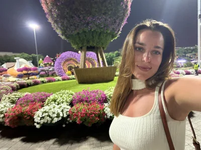 FreyaHeart Dubai Vacay😍  6টি ছবি