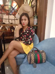 ivoryluxe Public Pic 2