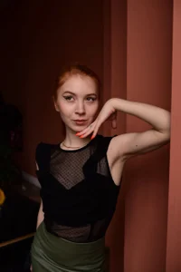 izi-foxBeautiful and elegant图片 2