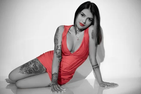 Abi_sexxx1 sexy red passion  3টি ছবি